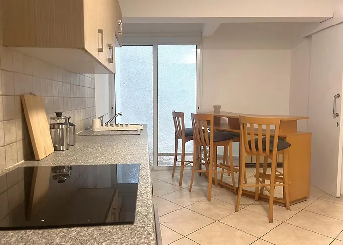 Phaedrus Living Hoopoe Residencies 001 * Λευκωσία